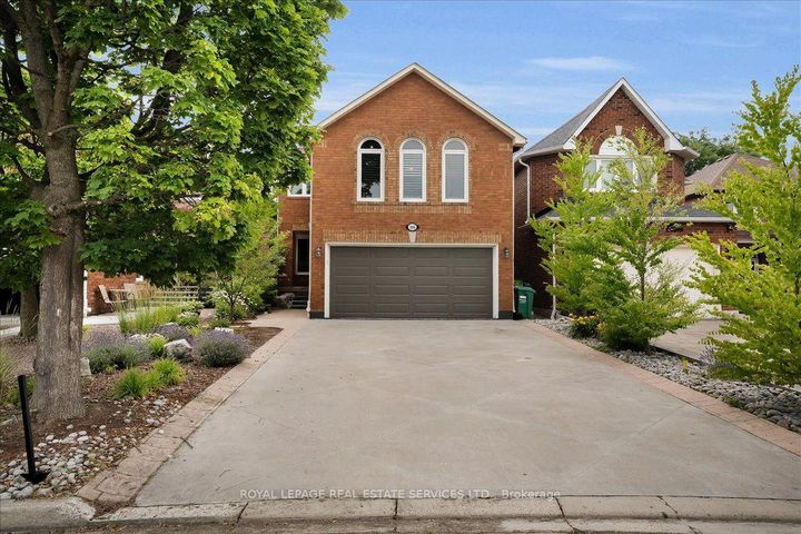 Photo 48 at 3896 Densbury Drive, Lisgar, Mississauga