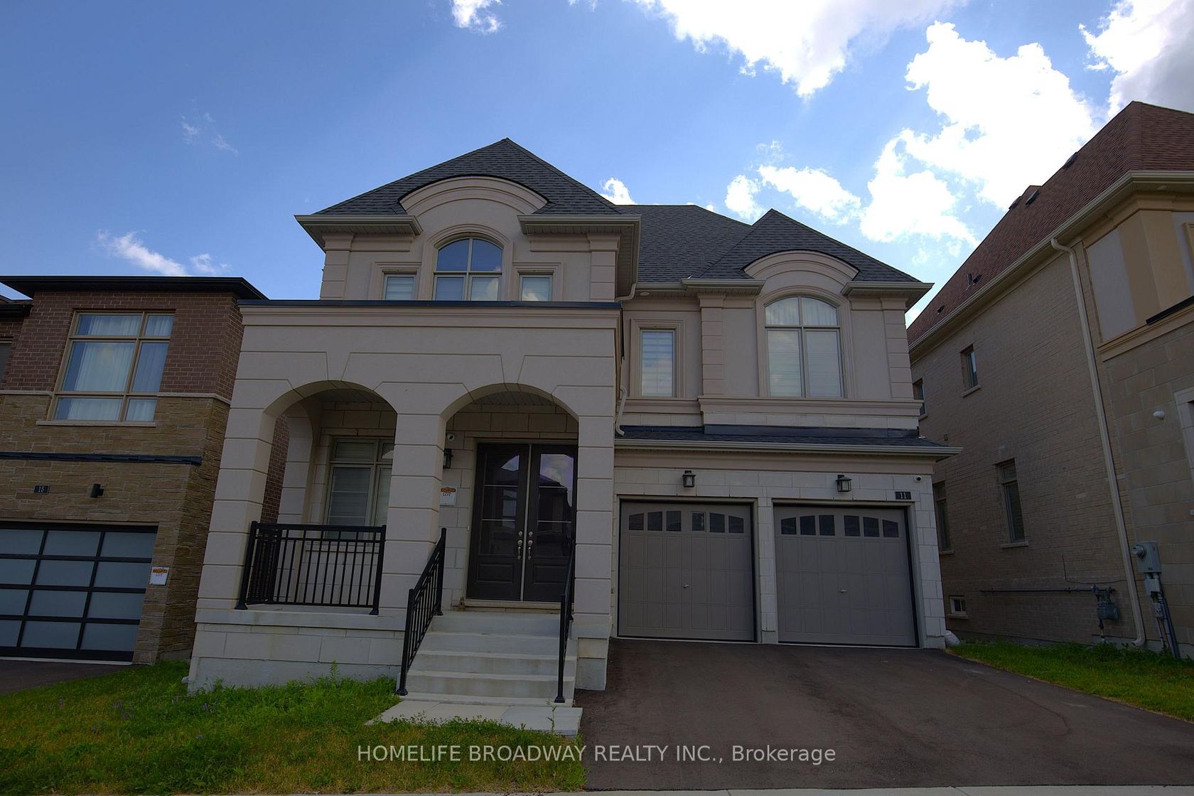 11 David Dunlap Boulevard, Observatory, Richmond Hill photo 4