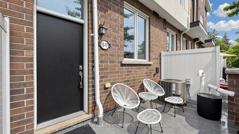 Photo 2 at 17 - 15 Heron Park Place, West Hill, Toronto