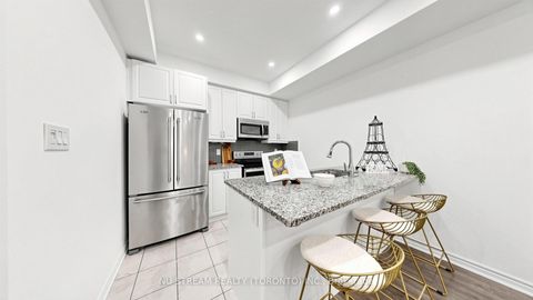 Photo 13 at 17 - 15 Heron Park Place, West Hill, Toronto