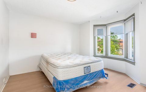 Photo 12 at 39 Maria Street, Junction Area, Toronto
