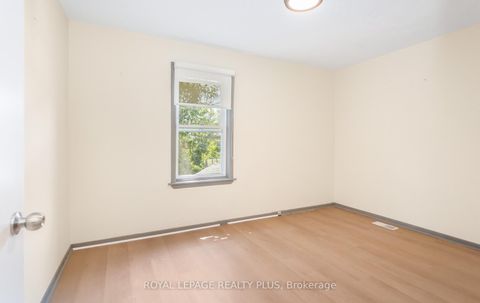 Photo 14 at 39 Maria Street, Junction Area, Toronto