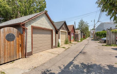 Photo 18 at 39 Maria Street, Junction Area, Toronto