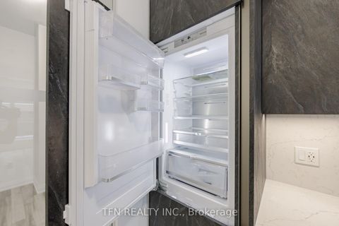 Photo 4 at 531 - 15 Richardson Street, Waterfront Communities C8, Toronto