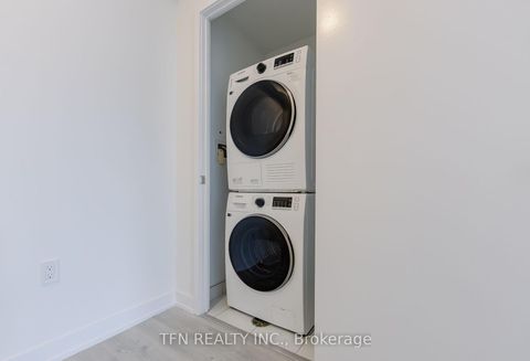 Photo 13 at 531 - 15 Richardson Street, Waterfront Communities C8, Toronto