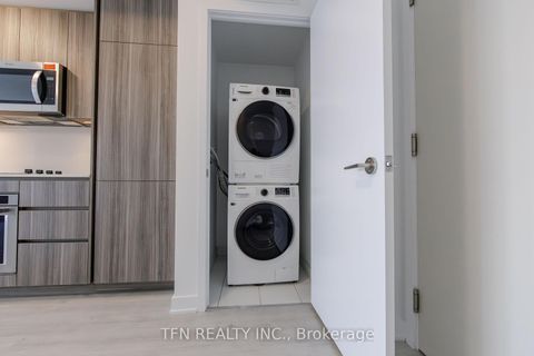 Photo 5 at 1610 - 15 Richardson Street, Waterfront Communities C8, Toronto