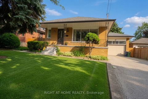 Photo 7 at 37 Garside Crescent, Amesbury, Toronto