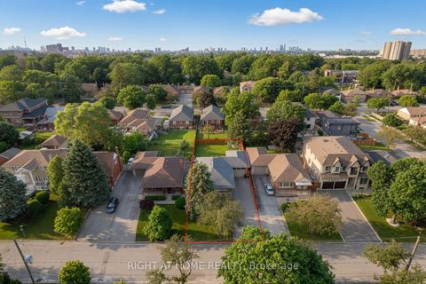 Photo 10 at 37 Garside Crescent, Amesbury, Toronto