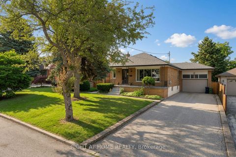 Photo 14 at 37 Garside Crescent, Amesbury, Toronto