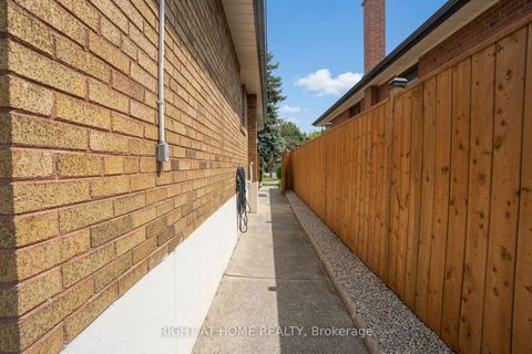 Photo 18 at 37 Garside Crescent, Amesbury, Toronto