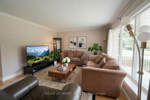 Photo 24 at 37 Garside Crescent, Amesbury, Toronto