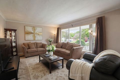 Photo 25 at 37 Garside Crescent, Amesbury, Toronto