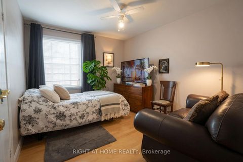 Photo 31 at 37 Garside Crescent, Amesbury, Toronto
