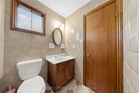 Photo 16 at 29 Ernest Avenue, Pleasant View, Toronto