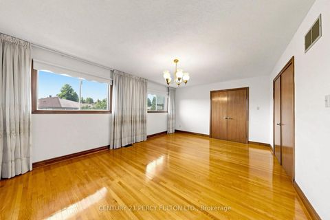 Photo 28 at 29 Ernest Avenue, Pleasant View, Toronto