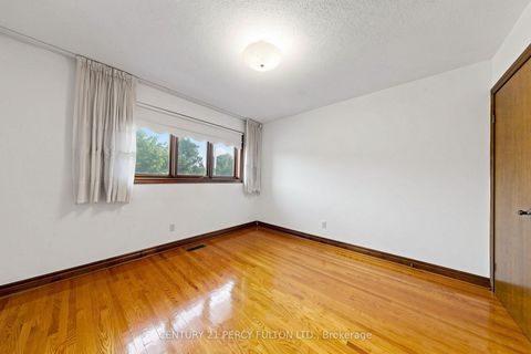 Photo 31 at 29 Ernest Avenue, Pleasant View, Toronto