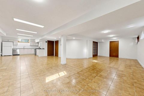 Photo 35 at 29 Ernest Avenue, Pleasant View, Toronto