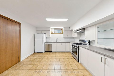 Photo 39 at 29 Ernest Avenue, Pleasant View, Toronto