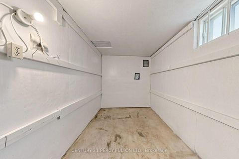 Photo 42 at 29 Ernest Avenue, Pleasant View, Toronto