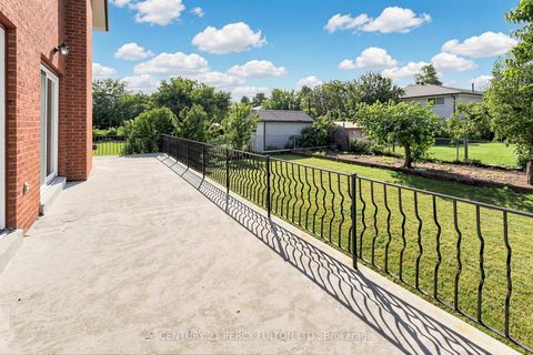 Photo 46 at 29 Ernest Avenue, Pleasant View, Toronto