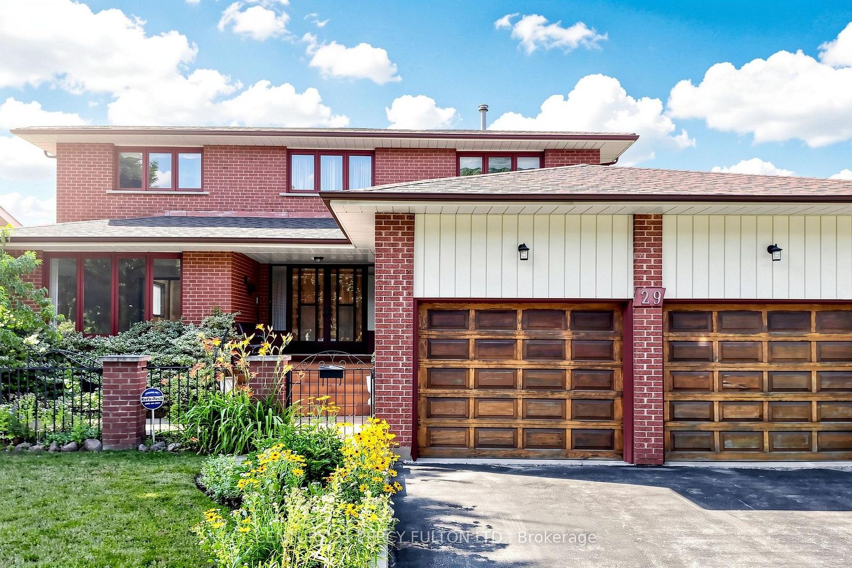 29 Ernest Avenue, Pleasant View, Toronto 