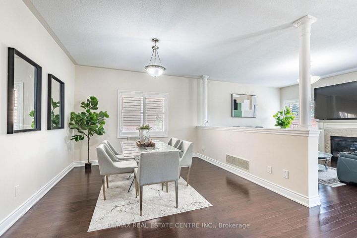 Photo 6 at 22 Red Ash Court, Northwood Park, Brampton