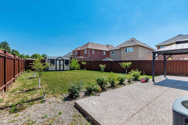 Photo 48 at 22 Red Ash Court, Northwood Park, Brampton