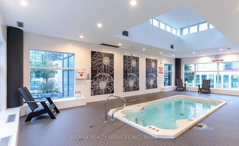 Photo 20 at 902 - 20 Blue Jays Way, Waterfront Communities C1, Toronto