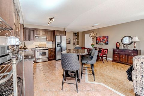Photo 3 at 1 Valley View Court, Bayshore, Barrie