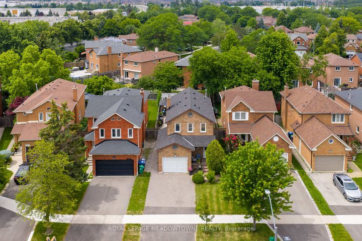 Photo 43 at 3453 Bertrand Road, Erin Mills, Mississauga