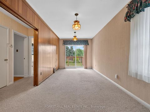 Photo 5 at 98 Marchington Circle, Maryvale, Toronto