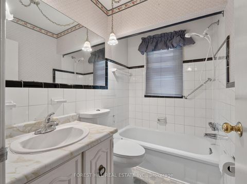 Photo 11 at 98 Marchington Circle, Maryvale, Toronto