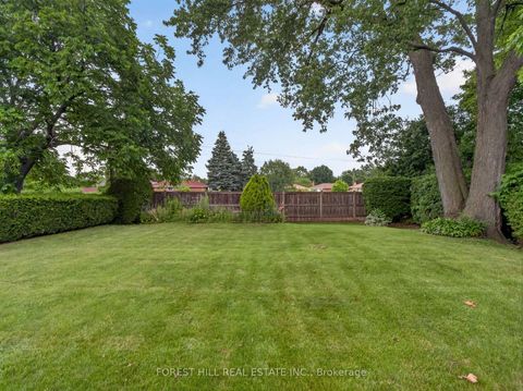Photo 14 at 98 Marchington Circle, Maryvale, Toronto