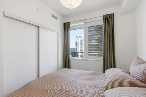 Photo 13 at 708 - 15 ELLERSLIE Avenue, Willowdale West, Toronto