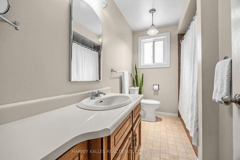 Photo 17 at 12 Longhope Place, Don Valley Village, Toronto