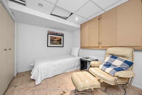 Photo 25 at 12 Longhope Place, Don Valley Village, Toronto
