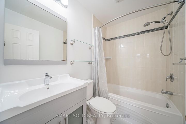 Photo 11 at 151 Silas Hill Drive, Don Valley Village, Toronto