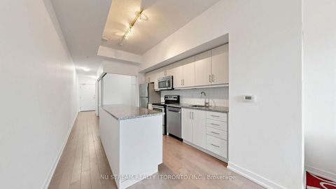 Photo 10 at 708 - 10 Willison Square, Chinatown, Toronto