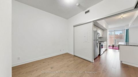 Photo 18 at 708 - 10 Willison Square, Chinatown, Toronto