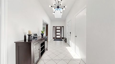 Photo 2 at 15 Muir Drive, Scarborough Village, Toronto