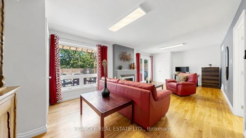 Photo 11 at 15 Muir Drive, Scarborough Village, Toronto