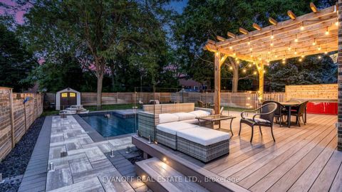 Photo 42 at 15 Muir Drive, Scarborough Village, Toronto