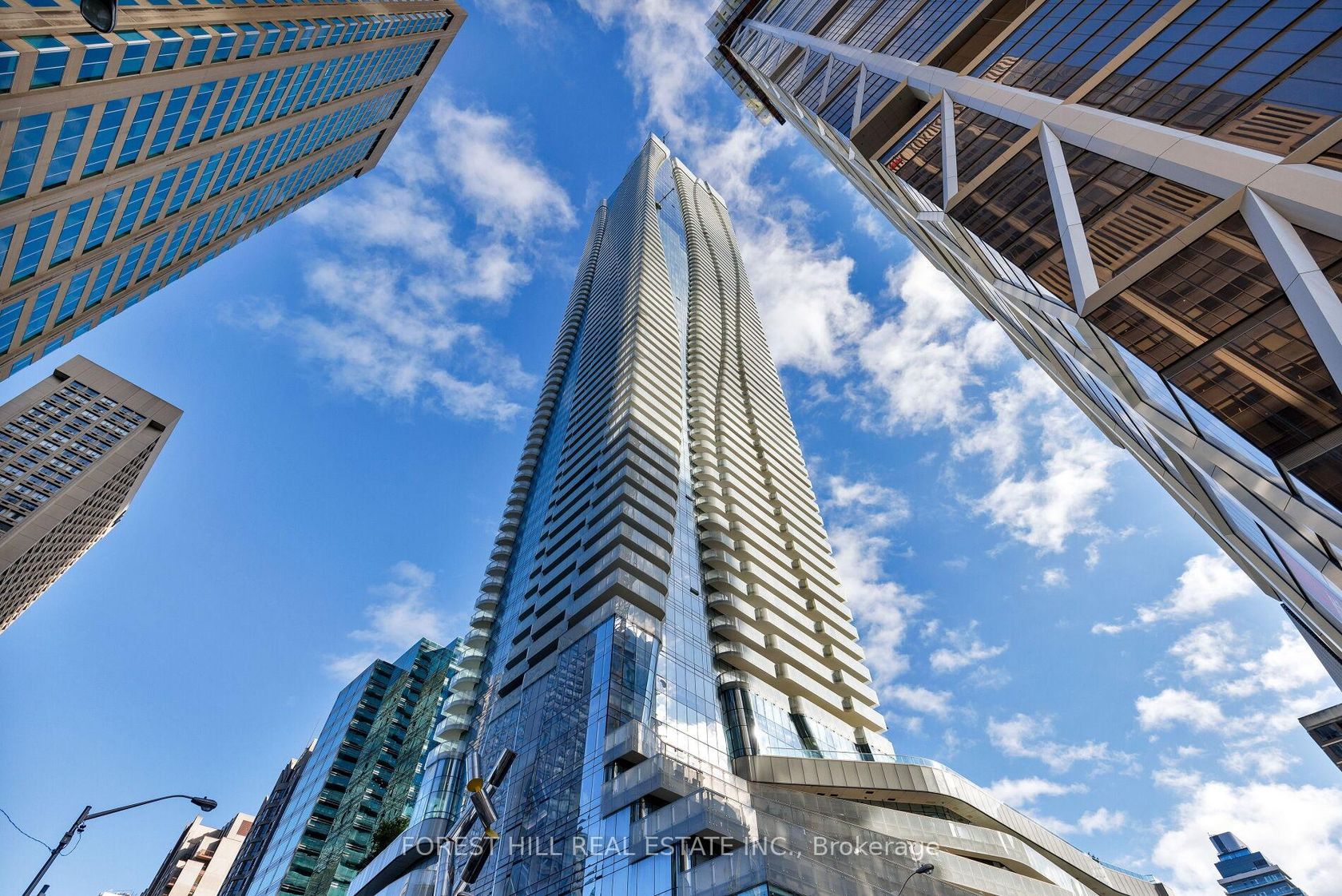6805 - 1 Bloor Street E, Yonge Corridor, Toronto 