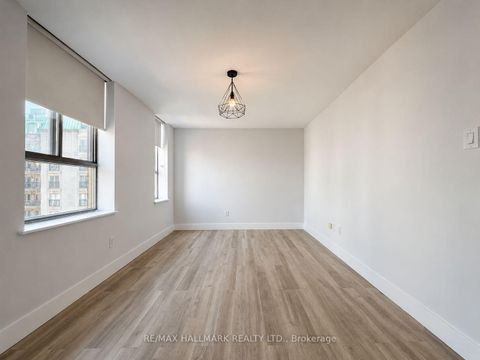 Photo 20 at 805 - 95 Lombard Street, Yonge Corridor, Toronto