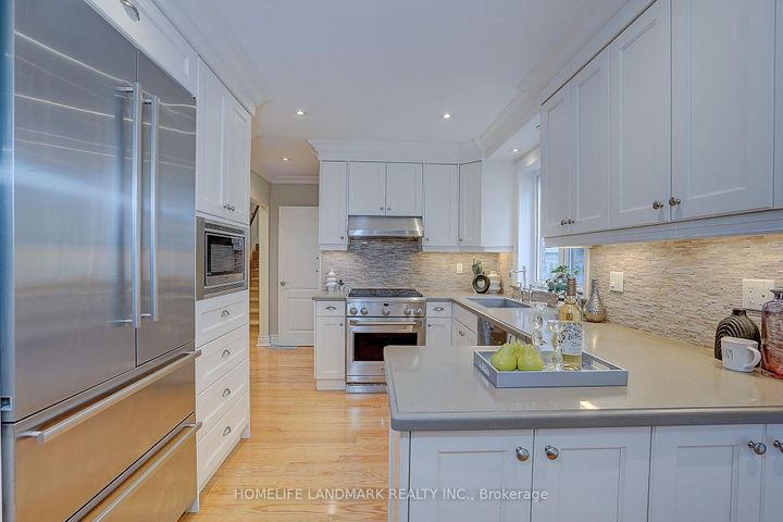 Photo 7 at 108 Empress Avenue, Willowdale East, Toronto