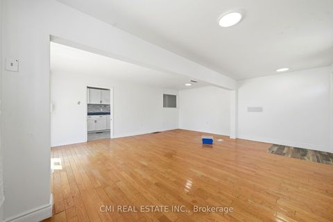 Photo 10 at 1 Mccuaig Court, Grove East, Barrie