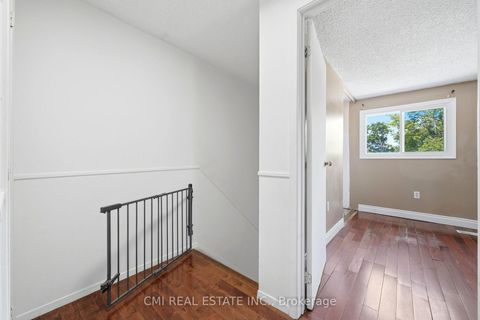 Photo 16 at 1 Mccuaig Court, Grove East, Barrie