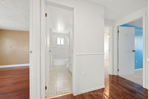 Photo 17 at 1 Mccuaig Court, Grove East, Barrie