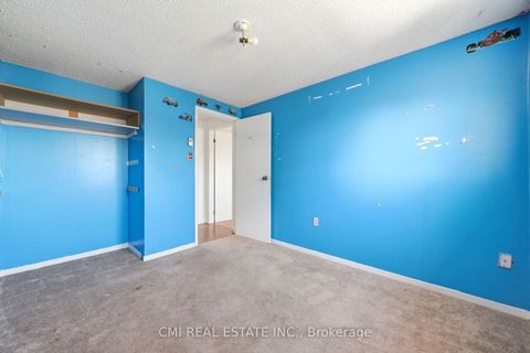Photo 21 at 1 Mccuaig Court, Grove East, Barrie