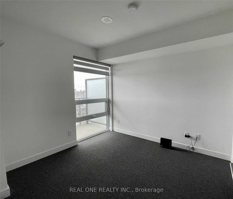 Photo 4 at 914 - 120 Varna Drive, Lawrence, Toronto
